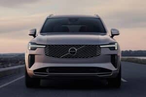 Volvo-XC90-2024-(8)