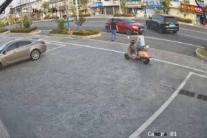 autonomous suv leaves 04