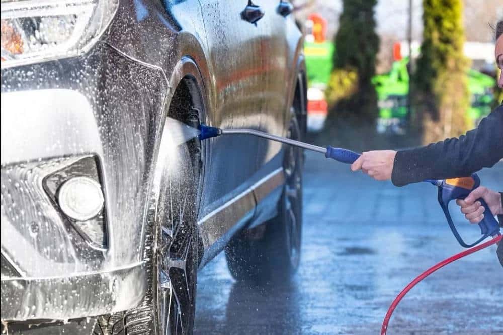 https://autogreeknews.gr/wp-content/uploads/2024/09/car-wash-03.jpg