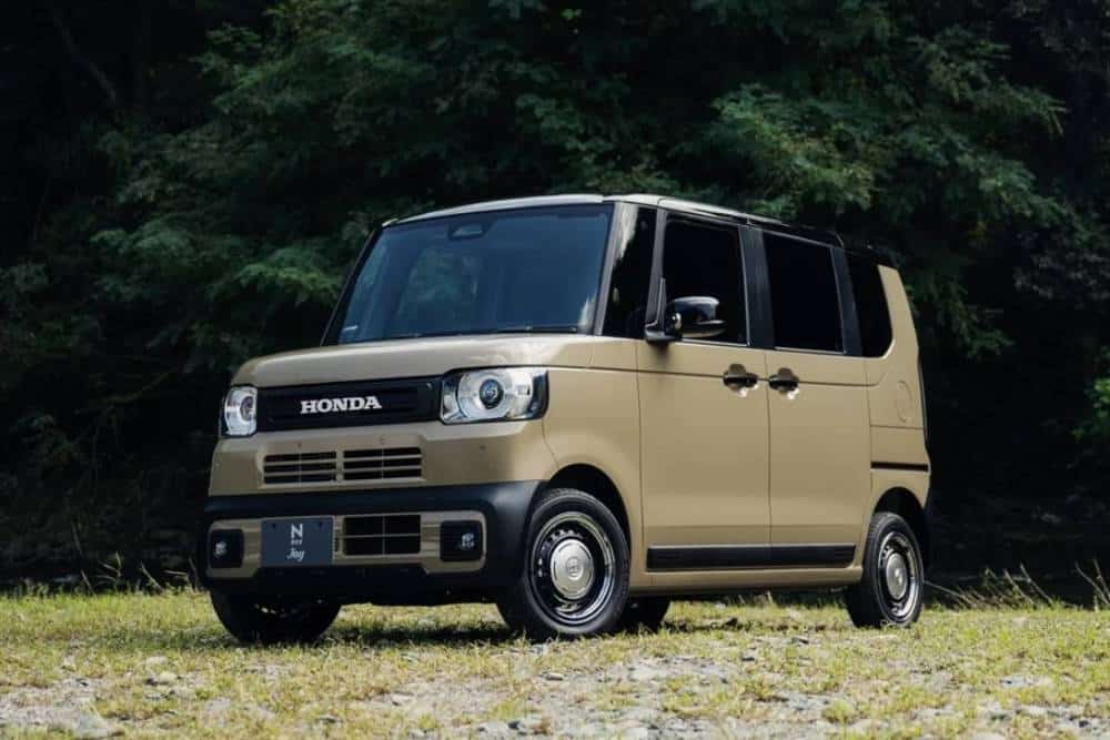 https://autogreeknews.gr/wp-content/uploads/2024/09/honda-n-box-joy.jpg