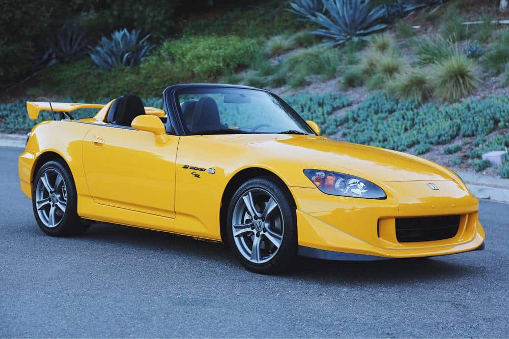 Παρθένο Honda S2000 CR εκλιπαρεί για οδήγηση