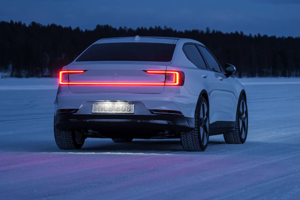 https://autogreeknews.gr/wp-content/uploads/2024/09/polestar_2_331.jpg