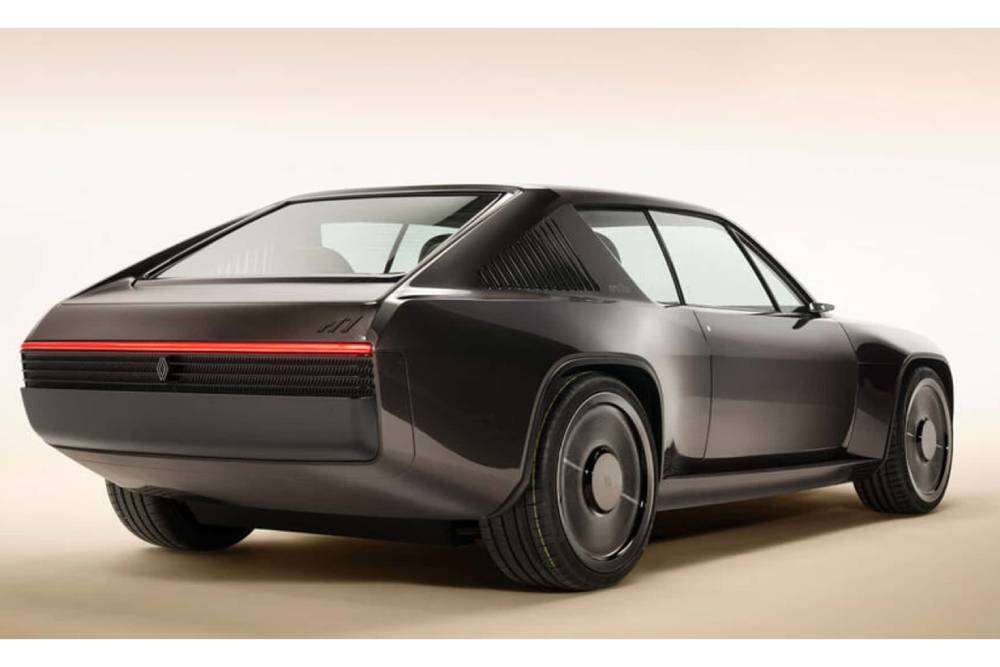 https://autogreeknews.gr/wp-content/uploads/2024/09/renault-r17-electric-restomod-x-ora-ito-2.jpg