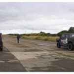 suzuki-jimny-drag-races-am-general-hummer-h2-both- (2)