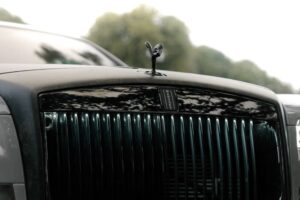 this-guy-bought-marcus-rashfords-wrecked-rolls-roy (3)