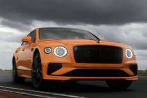 this-is-the-2025-bentley-flying-spur-with-its-771- (1)