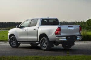 toyota-hilux-48v-hybrid-static-005