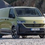volkswagen-launches-caravelle-and-transporter-at-i (3)