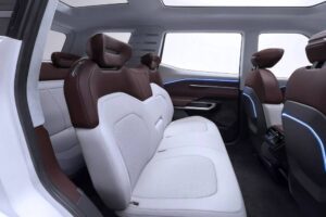 2024-Mitsubishi-DST-Concept-28-2048×1366