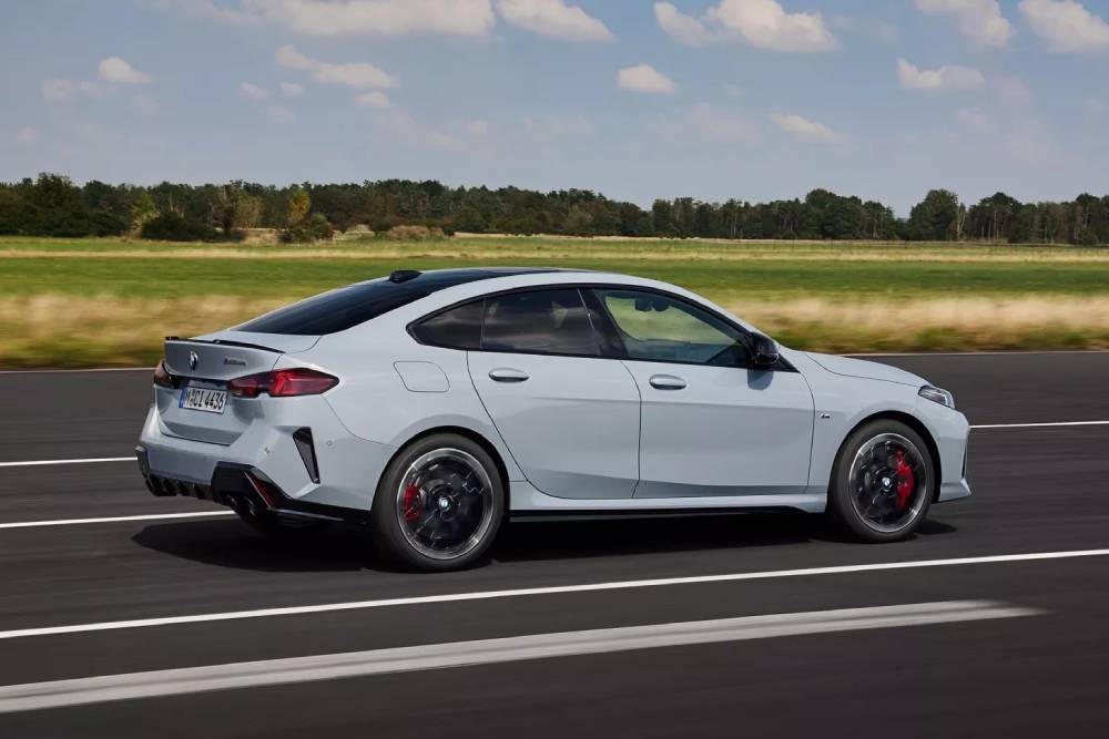 https://autogreeknews.gr/wp-content/uploads/2024/10/2025-BMW-2-Series-Gran-Coupe-25.jpg