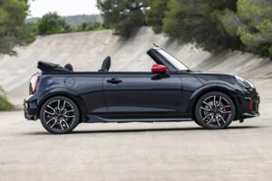 2025-MINI-John-Cooper-Works-Convertible-3-2048×136