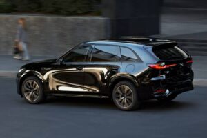 2025-Mazda-CX-70-0221-30