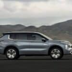 2025-Mitsubishi-Outlander-PHEV-13