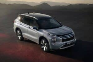 2025-Mitsubishi-Outlander-PHEV-2