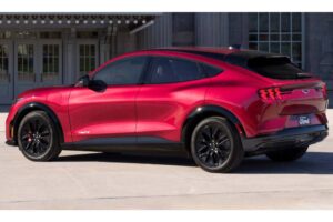 2025-Mustang-Mach-E-rear-3-4_j1jycd