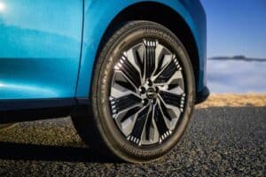 2025-Nissan-Murano-Photos-Carscoops29-2048×1366