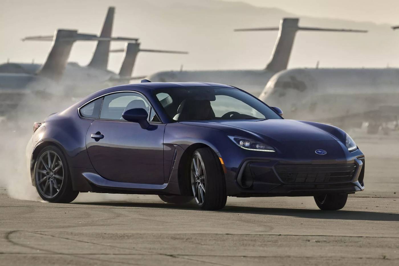 https://autogreeknews.gr/wp-content/uploads/2024/10/2025-Subaru-BRZ-ts-Purple-Edition-3-2048x1280-1.jpg