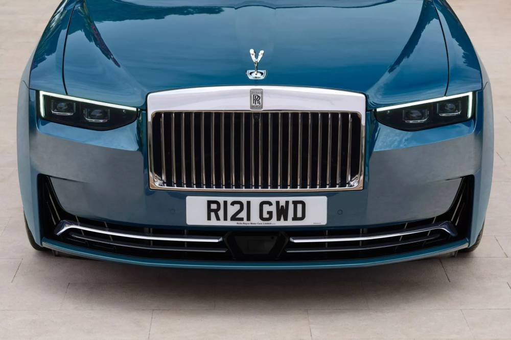 https://autogreeknews.gr/wp-content/uploads/2024/10/2026-Rolls-Royce-Ghost-Series-II-00008-2048x1536-1.jpg