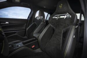 Abarth-600e-Scorpionissima-(3)