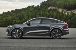 Audi-Q6-Sportback-e-tron-(2)