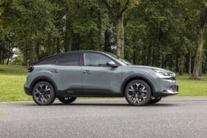 Citroen-C4-2024-(11)