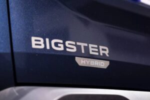 Dacia-Bigster-Hybrid-155-Journey-42-2048×1366