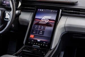 Ford-Explorer-Electric-2024-(8)