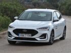 Ford-Focus-ST-Line-strofi