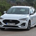 Ford-Focus-ST-Line-strofi