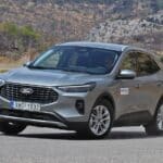Ford-Kuga-2024-strofi