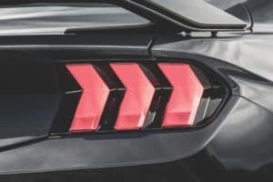 Ford-Mustang-Dark-Horse-(20)