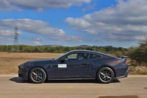 Ford-Mustang-Dark-Horse-(30)