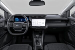 Ford-Puma-Titanium-esoteriko-2024