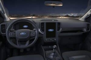 Ford-Ranger-esoteriko