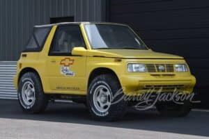 Muscle car Vitara με V6 μοτέρ από Camaro