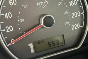 Hyundai-Elantra-1m-km-5