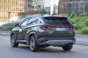 Hyundai_Tucson-2024-(1)