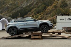 Jeep-Avenger-4xe-The-North-Face-Edition-(35)