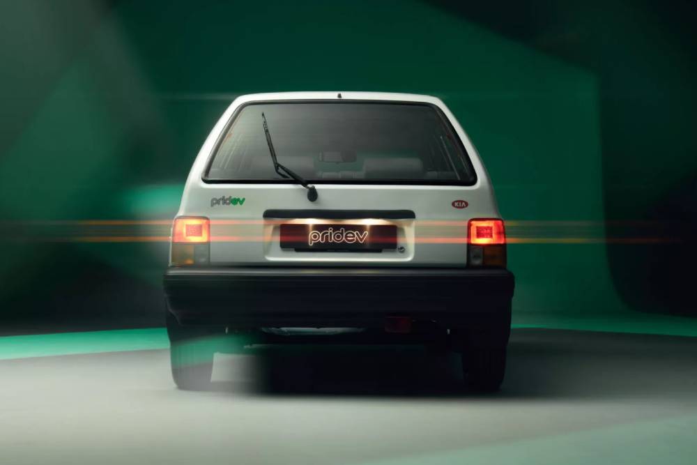 https://autogreeknews.gr/wp-content/uploads/2024/10/Kia-Pride-EV-00005-2048x1485-1.jpg