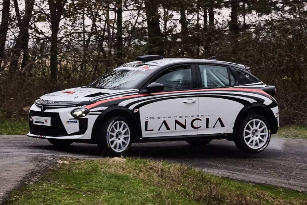 https://autogreeknews.gr/wp-content/uploads/2024/10/Lancia-Ypsilon-Rally-4-HF-00021-2048x1301-1.jpg