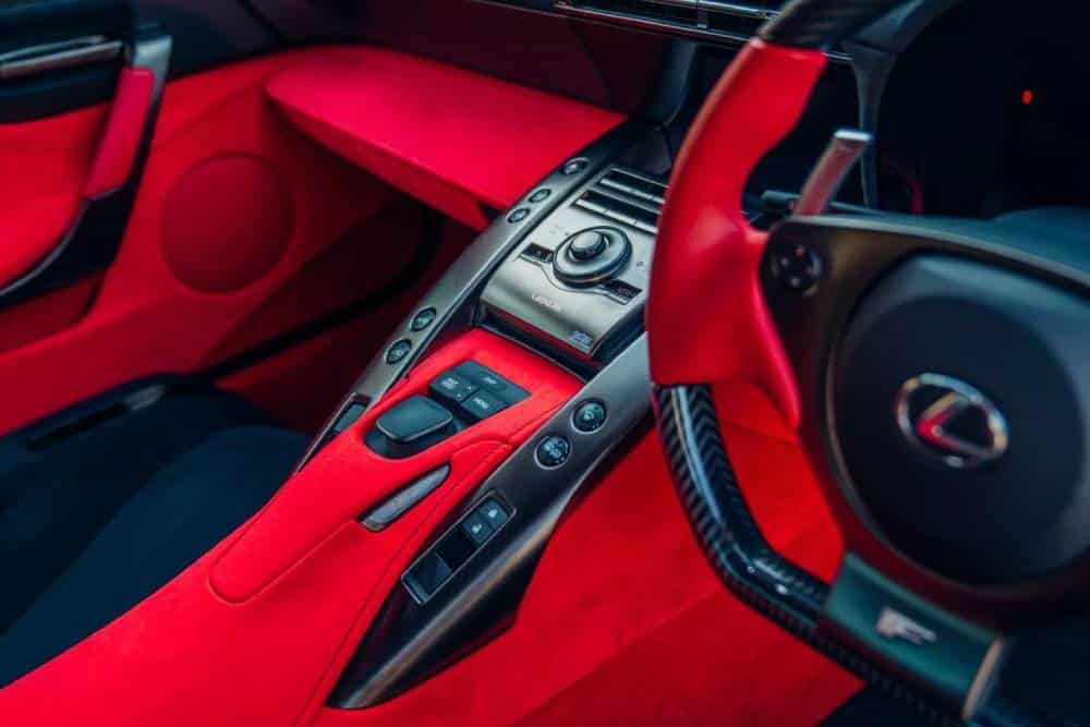 https://autogreeknews.gr/wp-content/uploads/2024/10/Lexus-LFA-12.jpg