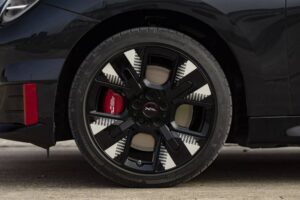 MINI-JCW-Electric-18-2048×1366