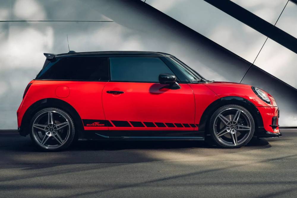 https://autogreeknews.gr/wp-content/uploads/2024/10/Mini-Cooper-S-F66-by-AC-Schnitzer-5-copy-2048x1153-1.jpg