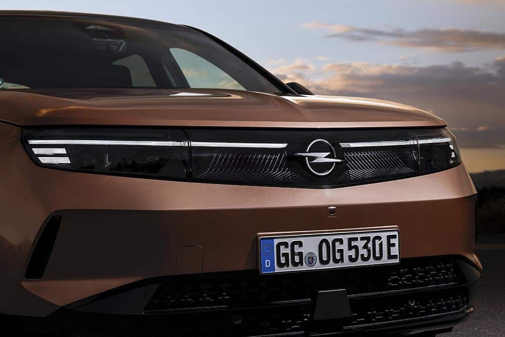 https://autogreeknews.gr/wp-content/uploads/2024/10/Opel-Grandland-2024-4.jpg