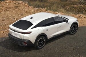 PEUGEOT_E408_2405CV_170