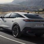 PEUGEOT_E408_2405CV_240