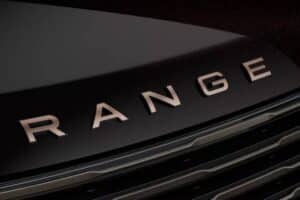 Range_Rover_Ranthambore_Editon-3-2048×1152