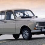 Renault-4-old-(6)