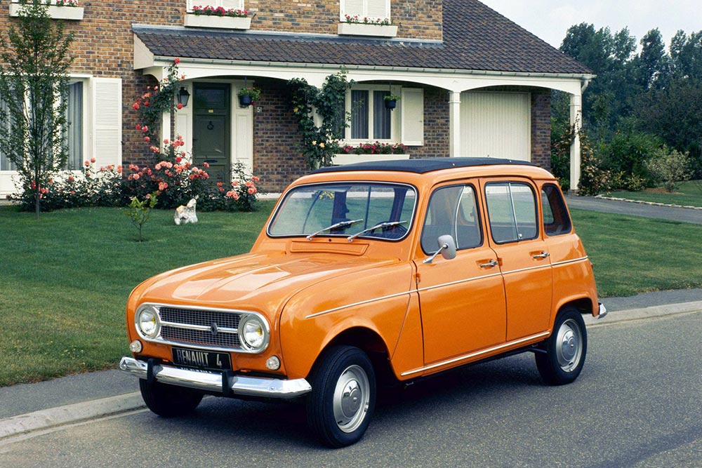 https://autogreeknews.gr/wp-content/uploads/2024/10/Renault-4-old-7.jpg