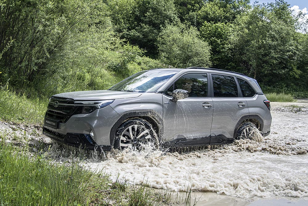 https://autogreeknews.gr/wp-content/uploads/2024/10/Subaru-Forester-MY25-1.jpg